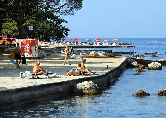 With A Parking Space - 7124 Apartamento Umag